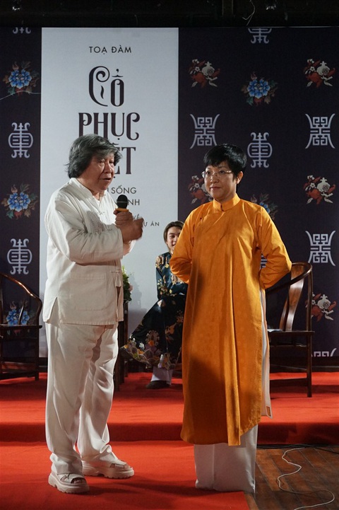 Phượng Khấu sẵn sàng nhận tranh cãi về trang phục xưa trong phim - Ảnh 4. Phượng Khấu sẵn sàng nhận tranh cãi về trang phục xưa trong phim - Ảnh 4.