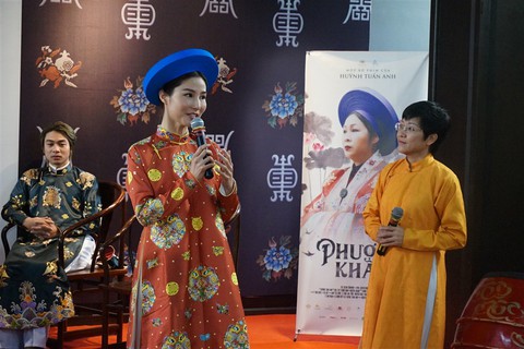 Phượng Khấu sẵn sàng nhận tranh cãi về trang phục xưa trong phim - Ảnh 8. Phượng Khấu sẵn sàng nhận tranh cãi về trang phục xưa trong phim - Ảnh 8.