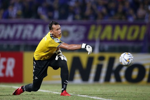 Hà Nội FC xác nhận sắp chiêu mộ thủ môn Tấn Trường - Ảnh 1. Hà Nội FC xác nhận sắp chiêu mộ thủ môn Tấn Trường - Ảnh 1.