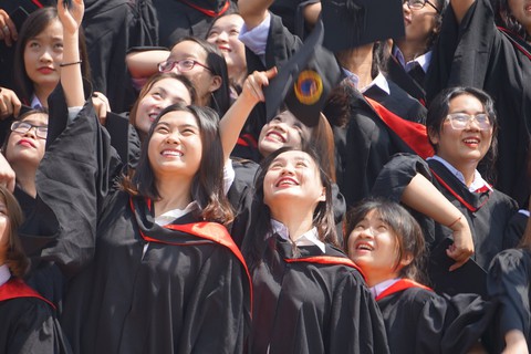Đại học Quốc tế Sài Gòn công bố điểm chuẩn trúng tuyển - Ảnh 1. Đại học Quốc tế Sài Gòn công bố điểm chuẩn trúng tuyển - Ảnh 1.