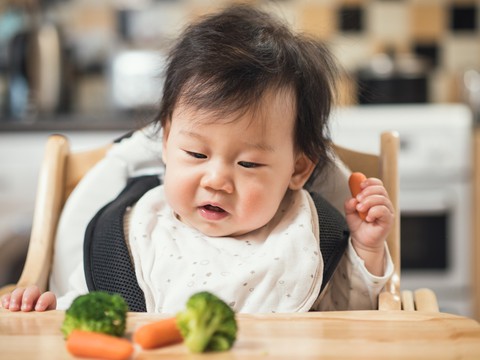 Ăn dặm: không nên thiếu chất béo - Ảnh 2. Ăn dặm: không nên thiếu chất béo - Ảnh 2.