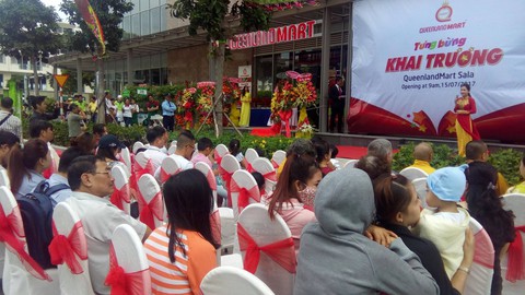 Vinmart có thêm 8 siêu thị từ Queenland Mart? - Ảnh 1. Vinmart có thêm 8 siêu thị từ Queenland Mart? - Ảnh 1.