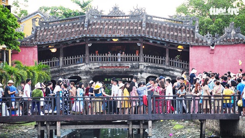 Người dân sống khỏe với du lịch - Ảnh 3. Người dân sống khỏe với du lịch - Ảnh 3.