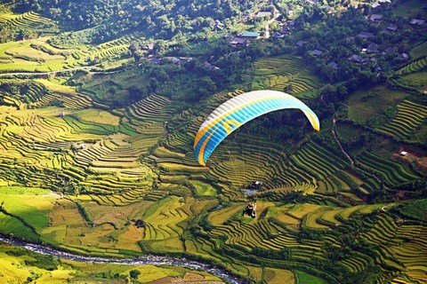 Bay trên mùa vàng 2019 - Festival dù lượn được mong chờ sắp diễn ra - Ảnh 1. Bay trên mùa vàng 2019 - Festival dù lượn được mong chờ sắp diễn ra - Ảnh 1.