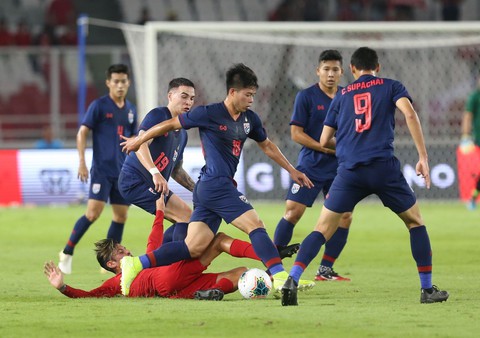 Thái Lan thắng đậm Indonesia ở lượt 2 vòng loại World Cup 2022 - Ảnh 2. Thái Lan thắng đậm Indonesia ở lượt 2 vòng loại World Cup 2022 - Ảnh 2.