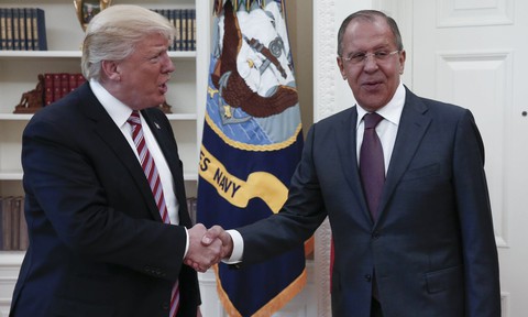 CNN: Sợ ông Trump làm lộ bí mật, tình báo Mỹ rút điệp viên khỏi Nga - Ảnh 1. CNN: Sợ ông Trump làm lộ bí mật, tình báo Mỹ rút điệp viên khỏi Nga - Ảnh 1.