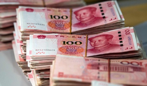 Buồn đời vứt 14.000 USD, người đàn ông hối hận xin trả lại - Ảnh 2. Buồn đời vứt 14.000 USD, người đàn ông hối hận xin trả lại - Ảnh 2.