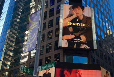 Mừng sinh nhật, BTS được fan tặng cả một khu rừng - Ảnh 4. Mừng sinh nhật, BTS được fan tặng cả một khu rừng - Ảnh 4.