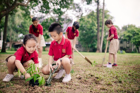 Học sinh Trường quốc tế Việt Úc nỗ lực nói không với rác thải nhựa - Ảnh 2. Học sinh Trường quốc tế Việt Úc nỗ lực nói không với rác thải nhựa - Ảnh 2.