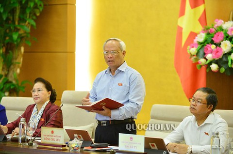 Tại sao chưa ban hành được Luật biểu tình? - Ảnh 1. Tại sao chưa ban hành được Luật biểu tình? - Ảnh 1.