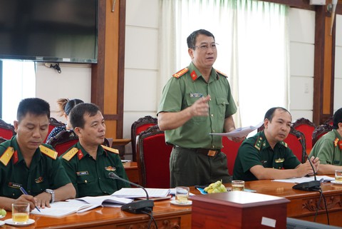 Nợ thuế 500.000 đồng cũng bị tạm hoãn xuất cảnh - Ảnh 2. Nợ thuế 500.000 đồng cũng bị tạm hoãn xuất cảnh - Ảnh 2.