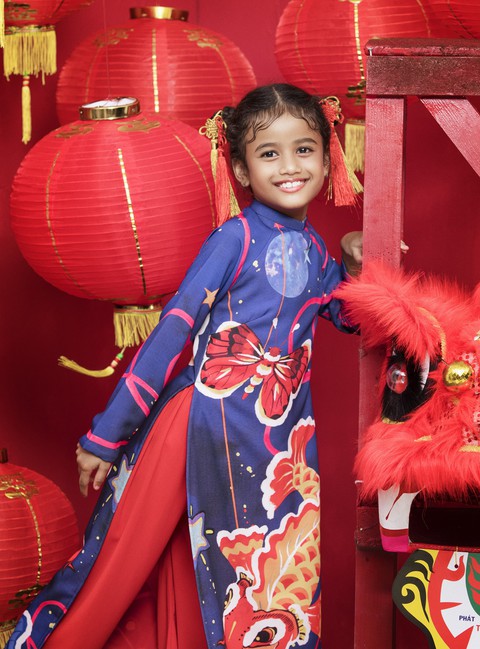 Ngắm bộ sưu tập áo dài nhí Oản tù tì mừng Tết Trung thu - Ảnh 5. Ngắm bộ sưu tập áo dài nhí Oản tù tì mừng Tết Trung thu - Ảnh 5.