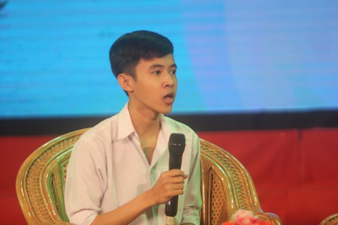 Tôi ướt cả hai chân mà vẫn vào được giảng đường - Ảnh 3. Tôi ướt cả hai chân mà vẫn vào được giảng đường - Ảnh 3.