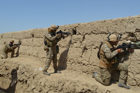 Phái đoàn đàm phán Taliban đến Nga sau khi ông Trump hủy hẹn - Ảnh 1. Phái đoàn đàm phán Taliban đến Nga sau khi ông Trump hủy hẹn - Ảnh 1.