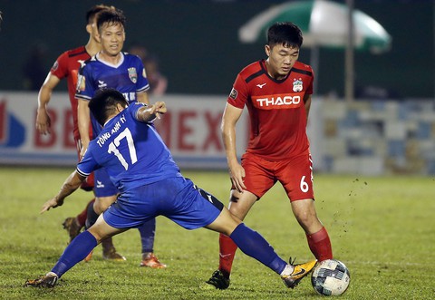 Vòng 23 V-League 2019: Đua trụ hạng trên sân Thống Nhất - Ảnh 1. Vòng 23 V-League 2019: Đua trụ hạng trên sân Thống Nhất - Ảnh 1.