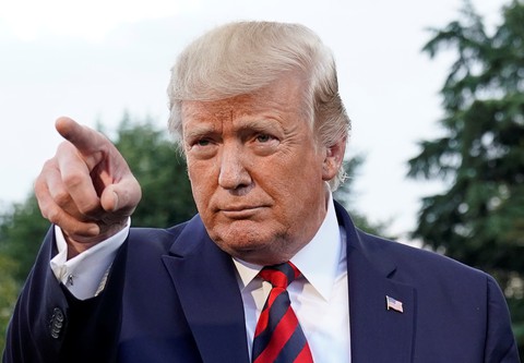 Tổng thống Trump muốn gặp ‘người thổi còi’ khiến ông bị đòi luận tội - Ảnh 1. Tổng thống Trump muốn gặp ‘người thổi còi’ khiến ông bị đòi luận tội - Ảnh 1.