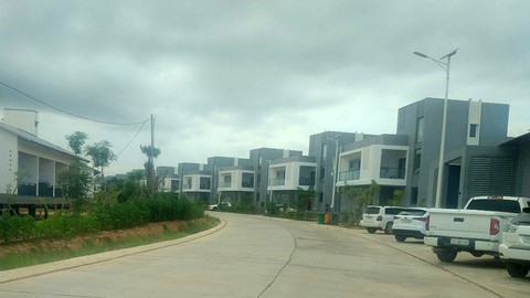 Cả trăm sòng bạc Trung Quốc mang lại gì cho Campuchia? - Ảnh 1. Cả trăm sòng bạc Trung Quốc mang lại gì cho Campuchia? - Ảnh 1.