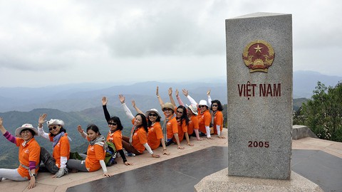 Khai thác du lịch vùng biên - Ảnh 1. Khai thác du lịch vùng biên - Ảnh 1.
