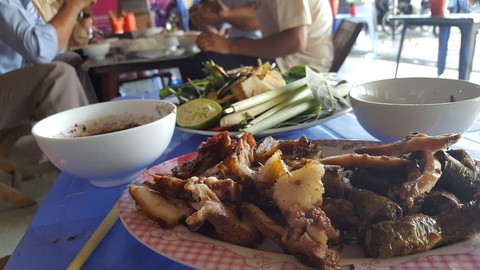 Nói không với thịt chó, tôi ủng hộ! - Ảnh 2. Nói không với thịt chó, tôi ủng hộ! - Ảnh 2.