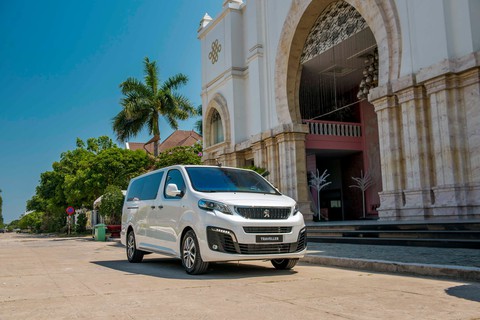 Thương hiệu xe Pháp Peugeot ưu đãi giá lên đến 50 triệu đồng - Ảnh 3. Thương hiệu xe Pháp Peugeot ưu đãi giá lên đến 50 triệu đồng - Ảnh 3.