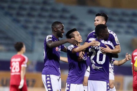 CLB Hà Nội xin đổi lịch thi đấu V-League, chờ ý kiến HLV Park Hang Seo - Ảnh 1. CLB Hà Nội xin đổi lịch thi đấu V-League, chờ ý kiến HLV Park Hang Seo - Ảnh 1.