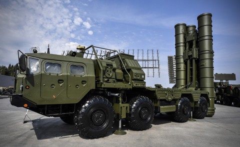 Nga triển khai tên lửa S-400 tới Bắc Cực - Ảnh 1. Nga triển khai tên lửa S-400 tới Bắc Cực - Ảnh 1.