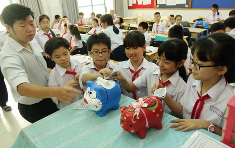 Luôn than nhà nghèo để dạy con, coi chừng dao hai lưỡi - Ảnh 1. Luôn than nhà nghèo để dạy con, coi chừng dao hai lưỡi - Ảnh 1.