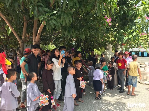 Chuyện đẹp về những Báo đêm Đà Nẵng - Ảnh 6. Chuyện đẹp về những Báo đêm Đà Nẵng - Ảnh 6.
