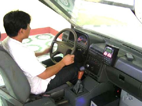 Cabin tập lái điện tử gần 500 triệu đồng/cái, có hiệu quả không? - Ảnh 2. Cabin tập lái điện tử gần 500 triệu đồng/cái, có hiệu quả không? - Ảnh 2.