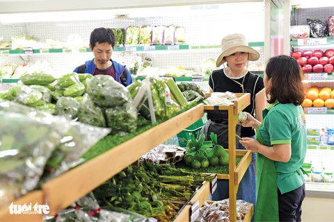 Co.op Food vượt con số 400 cửa hàng: Đưa hàng Việt đến tận ngõ - Ảnh 1. Co.op Food vượt con số 400 cửa hàng: Đưa hàng Việt đến tận ngõ - Ảnh 1.