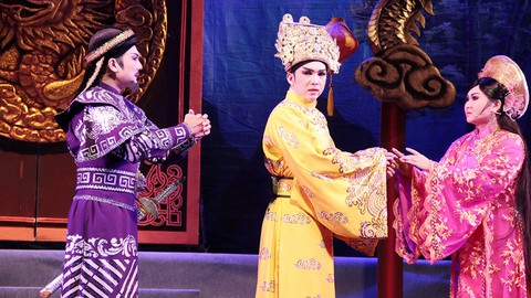 Trần Lực: Nghệ sĩ tài năng đâu cần vào viên chức - Ảnh 1. Trần Lực: Nghệ sĩ tài năng đâu cần vào viên chức - Ảnh 1.