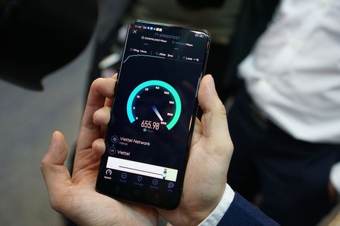 OPPO sẽ bán sản phẩm 5G đầu tiên tại Việt Nam vào năm 2020? - Ảnh 4. OPPO sẽ bán sản phẩm 5G đầu tiên tại Việt Nam vào năm 2020? - Ảnh 4.