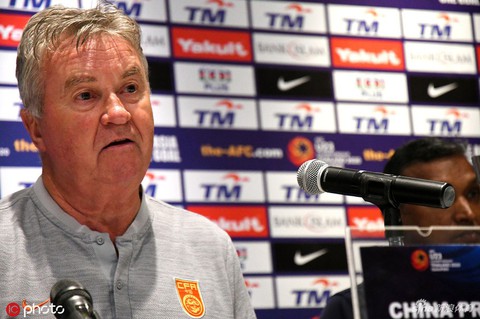 HLV Hiddink bị Trung Quốc sa thải sau trận thua mất mặt trước U22 Việt Nam - Ảnh 1. HLV Hiddink bị Trung Quốc sa thải sau trận thua mất mặt trước U22 Việt Nam - Ảnh 1.