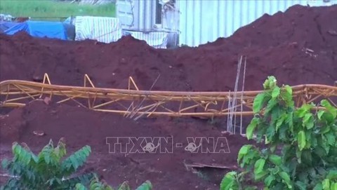 2 công nhân rơi từ giàn giáo cao 30m - Ảnh 1. 2 công nhân rơi từ giàn giáo cao 30m - Ảnh 1.