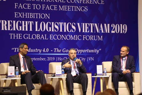 Thiếu kho bãi, nhân lực, ngành logistics hàng không khó cất cánh - Ảnh 1. Thiếu kho bãi, nhân lực, ngành logistics hàng không khó cất cánh - Ảnh 1.