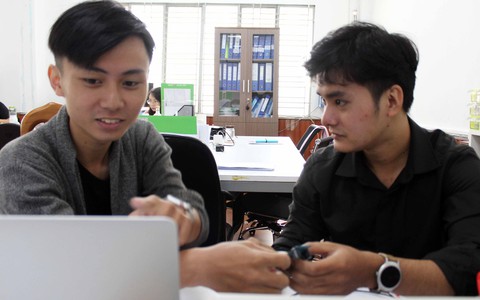 Thương mại toàn cầu, không chấp chận chỉ thu tiền lẻ - Ảnh 3. Thương mại toàn cầu, không chấp chận chỉ thu tiền lẻ - Ảnh 3.