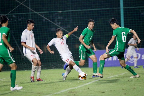 Thắng Macau 6-0, U16 Việt Nam hơn Úc 10 bàn trước trận quyết chiến - Ảnh 1. Thắng Macau 6-0, U16 Việt Nam hơn Úc 10 bàn trước trận quyết chiến - Ảnh 1.