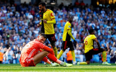 M.C ‘làm gỏi’ Watford bằng chiến thắng ‘8 sao’ - Ảnh 3. M.C ‘làm gỏi’ Watford bằng chiến thắng ‘8 sao’ - Ảnh 3.