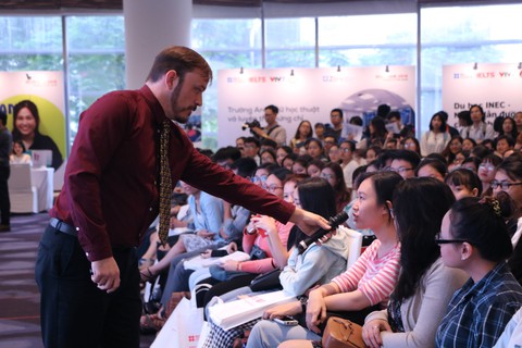 Đọc hết 1 quyển sách để luyện IELTS thay vì tải về cả chục tài liệu rồi... để đó - Ảnh 3. Đọc hết 1 quyển sách để luyện IELTS thay vì tải về cả chục tài liệu rồi... để đó - Ảnh 3.