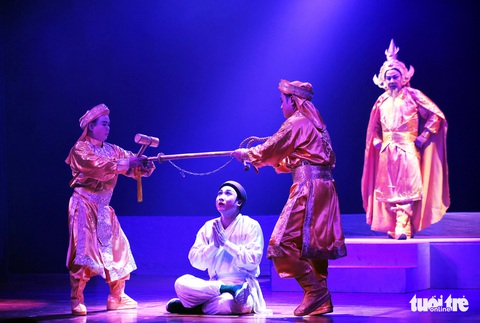 Sanh vi tướng, tử vi thần và hát bội kiểu mới cho du khách - Ảnh 11. Sanh vi tướng, tử vi thần và hát bội kiểu mới cho du khách - Ảnh 11.