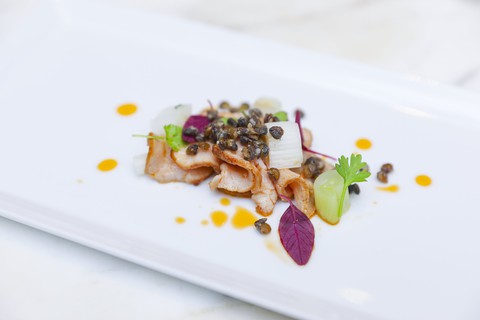Đại tiệc sao Michelin mừng mùa giải La Liga tại The Reverie Saigon - Ảnh 3. Đại tiệc sao Michelin mừng mùa giải La Liga tại The Reverie Saigon - Ảnh 3.