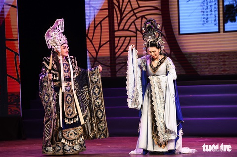 Ngọc Huyền, Tú Sương cùng hóa thân thành nàng Dương Quý Phi - Ảnh 14. Ngọc Huyền, Tú Sương cùng hóa thân thành nàng Dương Quý Phi - Ảnh 14.