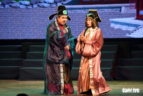 Ngọc Huyền, Tú Sương cùng hóa thân thành nàng Dương Quý Phi - Ảnh 7. Ngọc Huyền, Tú Sương cùng hóa thân thành nàng Dương Quý Phi - Ảnh 7.