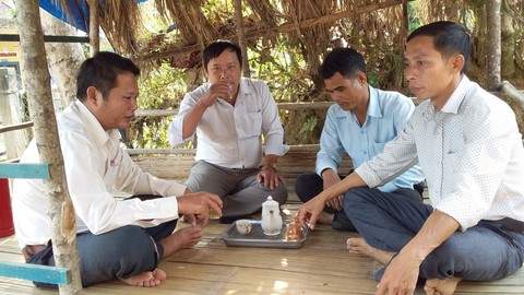Những người thầy gùi chữ vượt sông - Ảnh 3. Những người thầy gùi chữ vượt sông - Ảnh 3.
