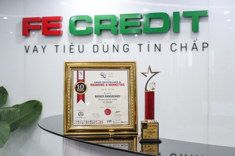 FE CREDIT được 3 giải thưởng tại lễ trao giải CMO ASIA 2019 - Ảnh 2. FE CREDIT được 3 giải thưởng tại lễ trao giải CMO ASIA 2019 - Ảnh 2.