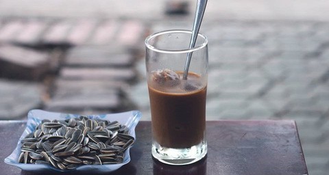 Giới trẻ có đang bỏ quên cà phê? - Ảnh 1. Giới trẻ có đang bỏ quên cà phê? - Ảnh 1.