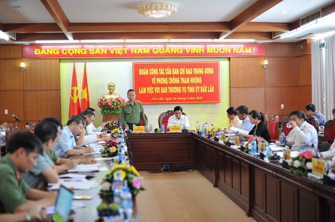Bộ trưởng Tô Lâm làm việc về phòng chống tham nhũng tại Đắk Lắk - Ảnh 1. Bộ trưởng Tô Lâm làm việc về phòng chống tham nhũng tại Đắk Lắk - Ảnh 1.