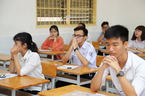 Thi THPT quốc gia trên máy tính: có giảm bớt tiêu cực thi cử? - Ảnh 1. Thi THPT quốc gia trên máy tính: có giảm bớt tiêu cực thi cử? - Ảnh 1.