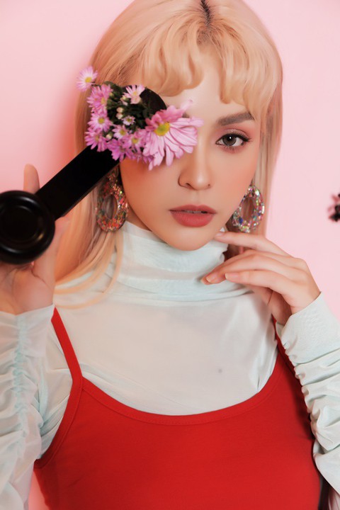Quốc Anh gây bất ngờ khi song ca Yêu đi chờ chi cùng MLee - Ảnh 2. Quốc Anh gây bất ngờ khi song ca Yêu đi chờ chi cùng MLee - Ảnh 2.