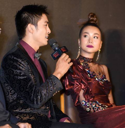 Chị chị em em: Thanh Hằng... run sợ trước cảnh nóng với Lãnh Thanh - Ảnh 3. Chị chị em em: Thanh Hằng... run sợ trước cảnh nóng với Lãnh Thanh - Ảnh 3.